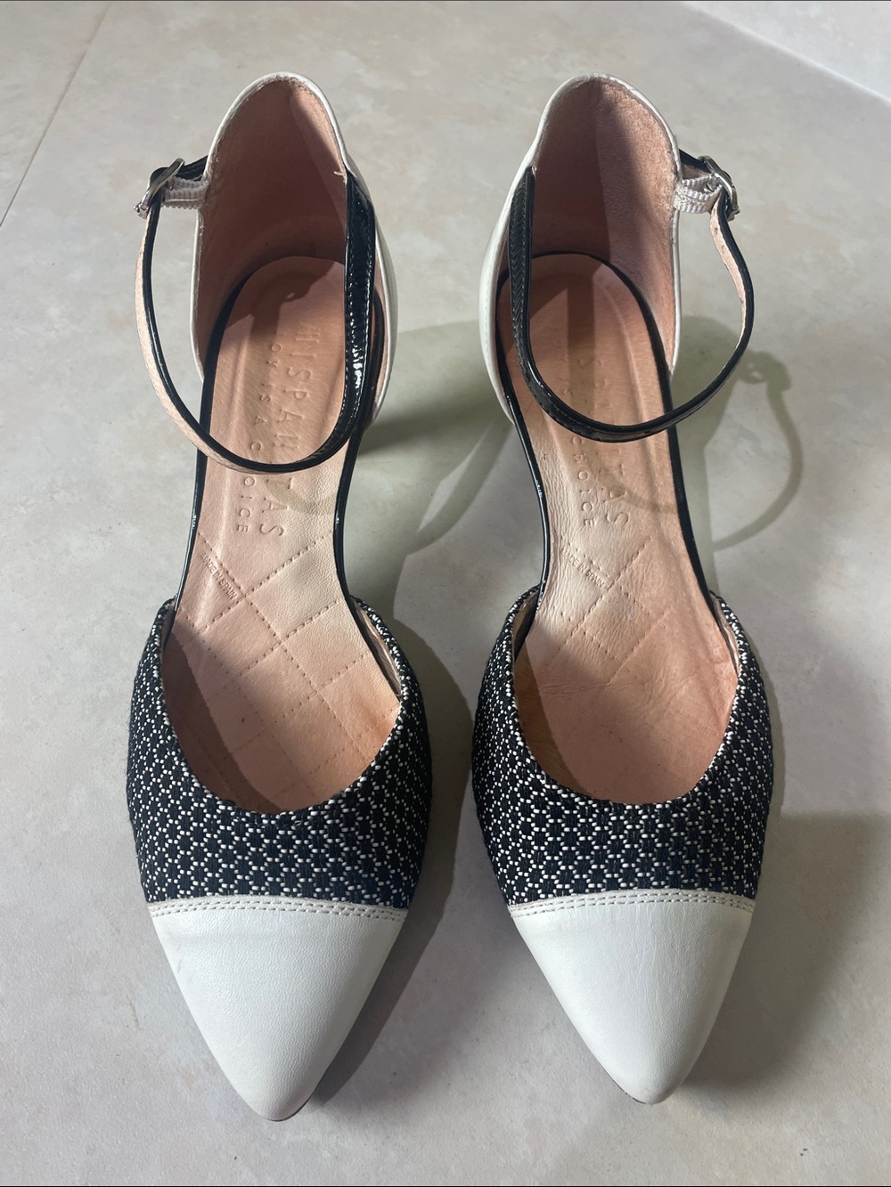 Hispanitas Women's Two-Tone Pointed Toe Ankle Strap Flats Size 6.5 Black White